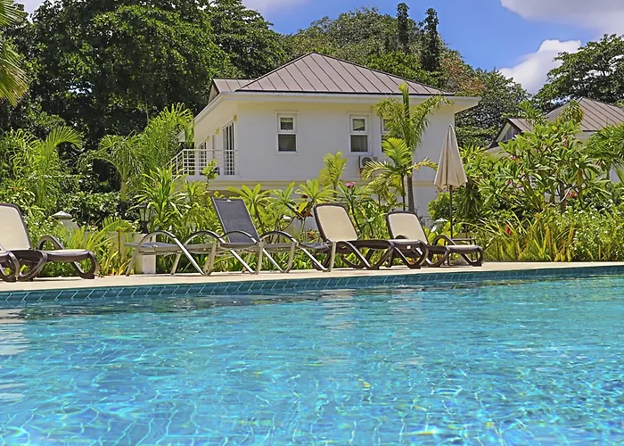 Villa Blanc - Chateau Elysium